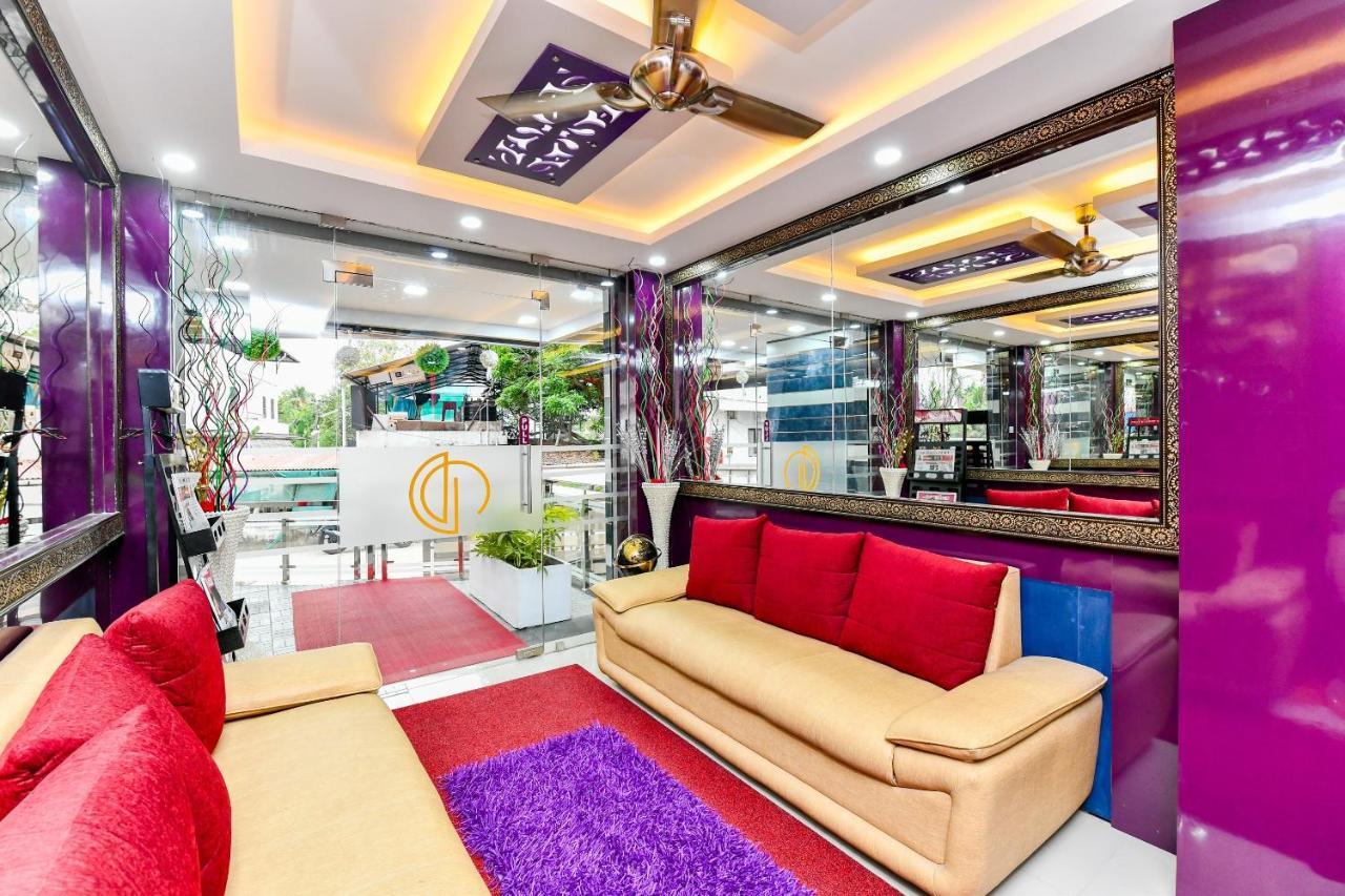 Capital O 30549 D Hotel Kochi