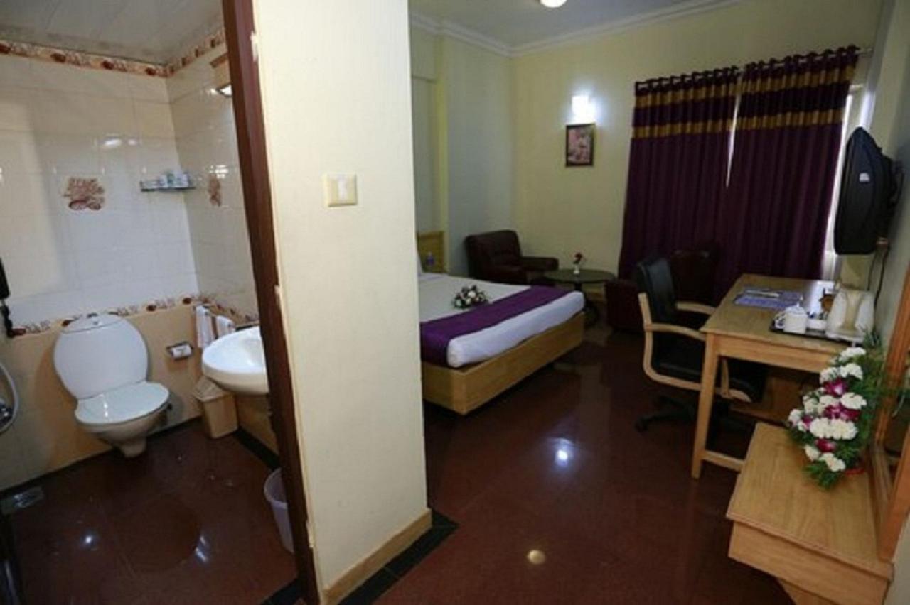 Presidency Centre Hotel 4*
