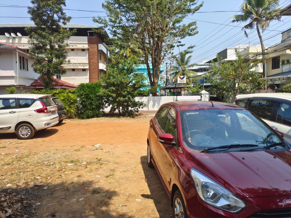 Retaj Residency * Kochi