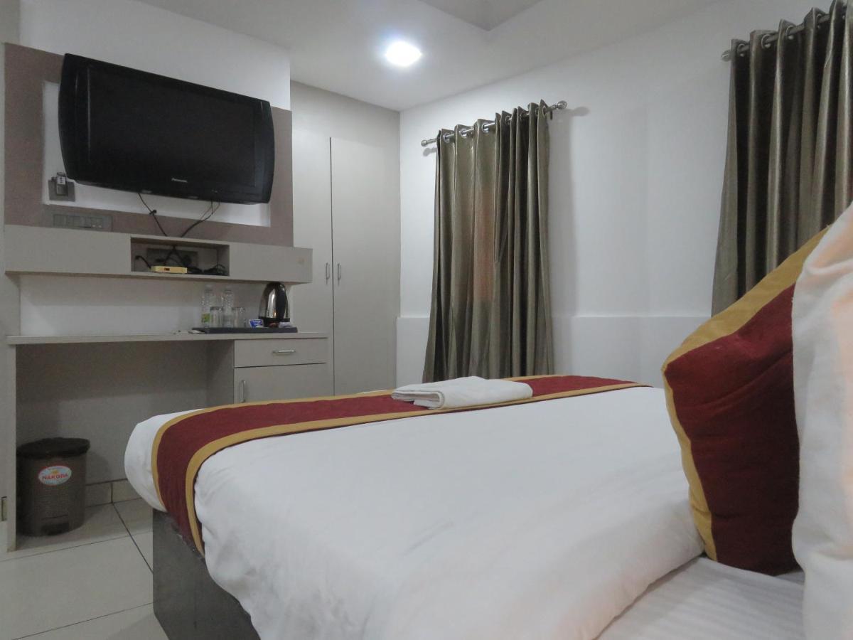 Reegate Near South Railway Station Hotel Kochi
