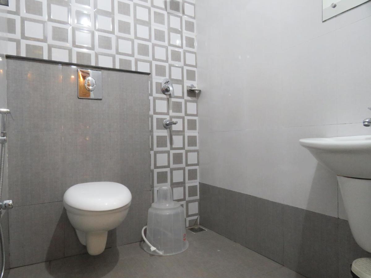 Reegate Near South Railway Station 3*