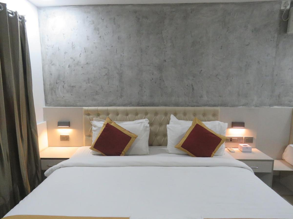 Reegate Near South Railway Station Hotel Kochi