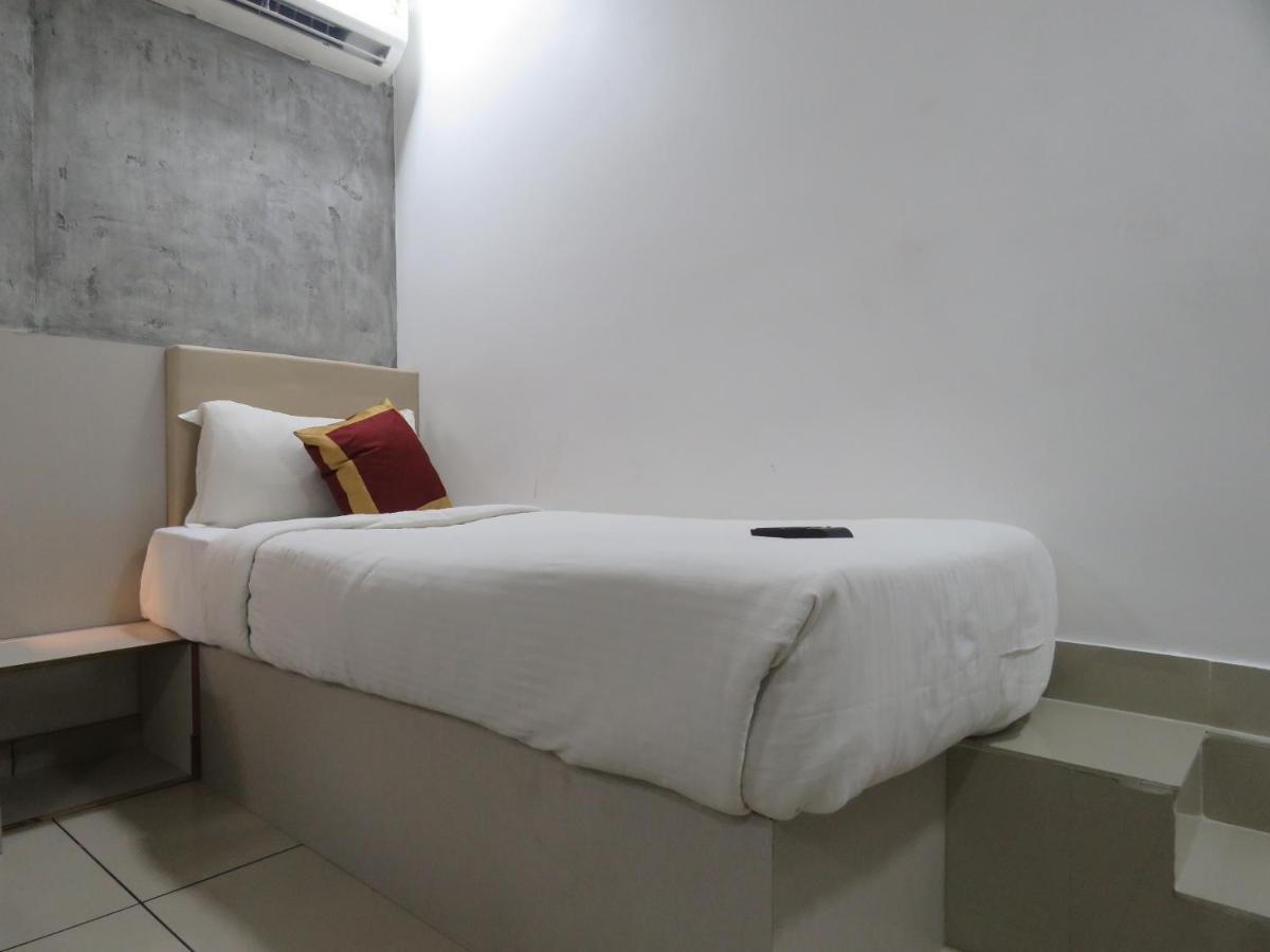 Reegate Near South Railway Station 3* Kochi