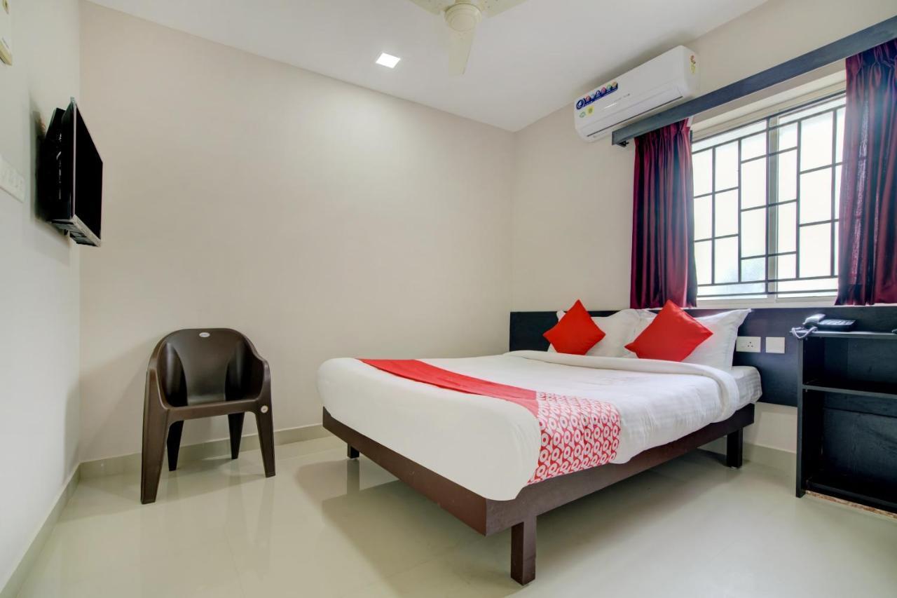Hotel Flagship Saligram Residency