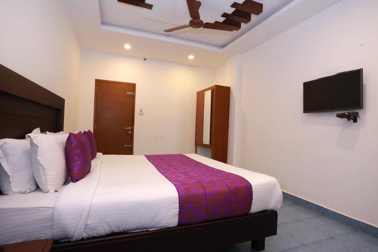 Hotel Oyo Flagship Malabar Plaza Kochi