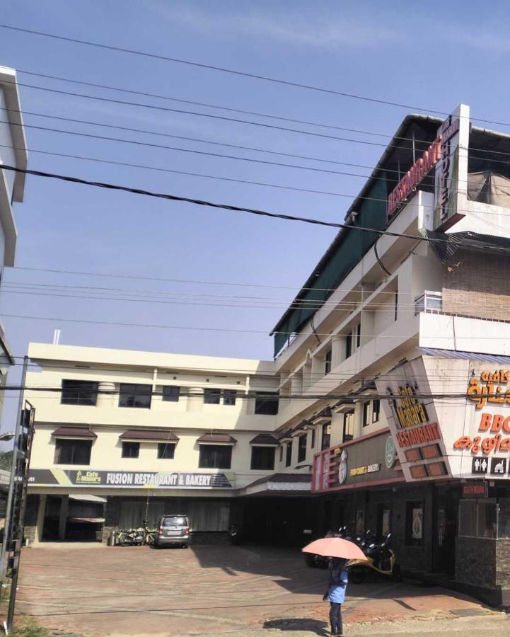 Spot On Sahari Kochi