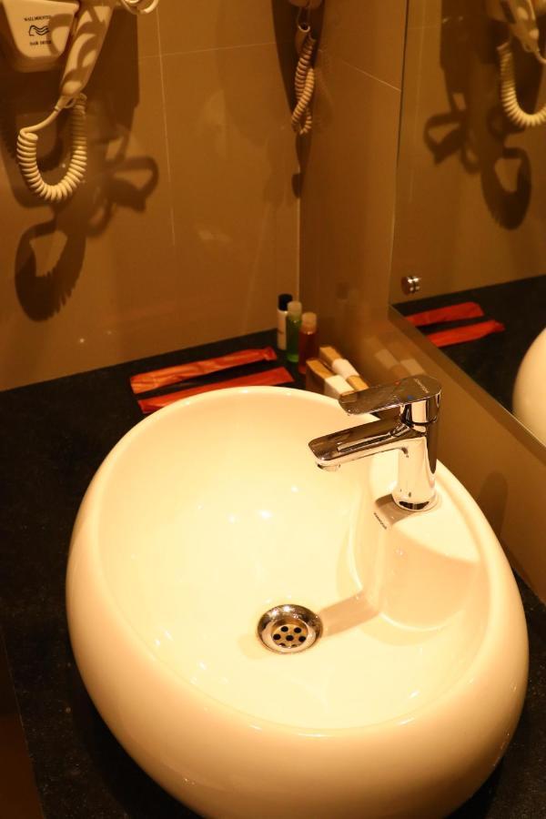 Hotel Seven Lights Kochi