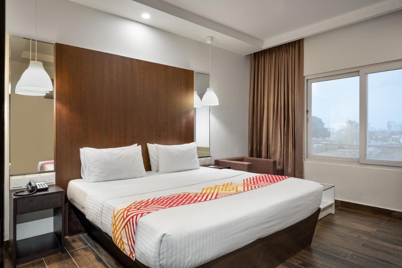 Ginger Mg Road Hotel 4*