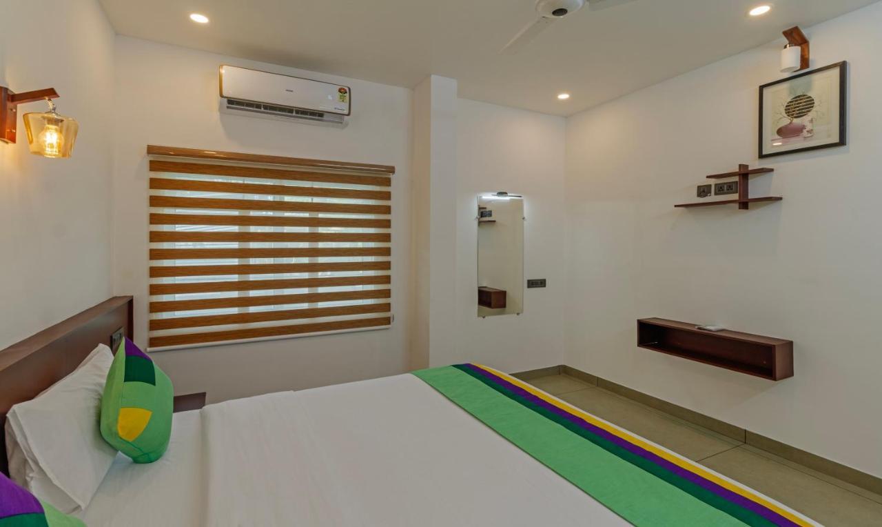 Treebo Amigos Residency Cochin Airport