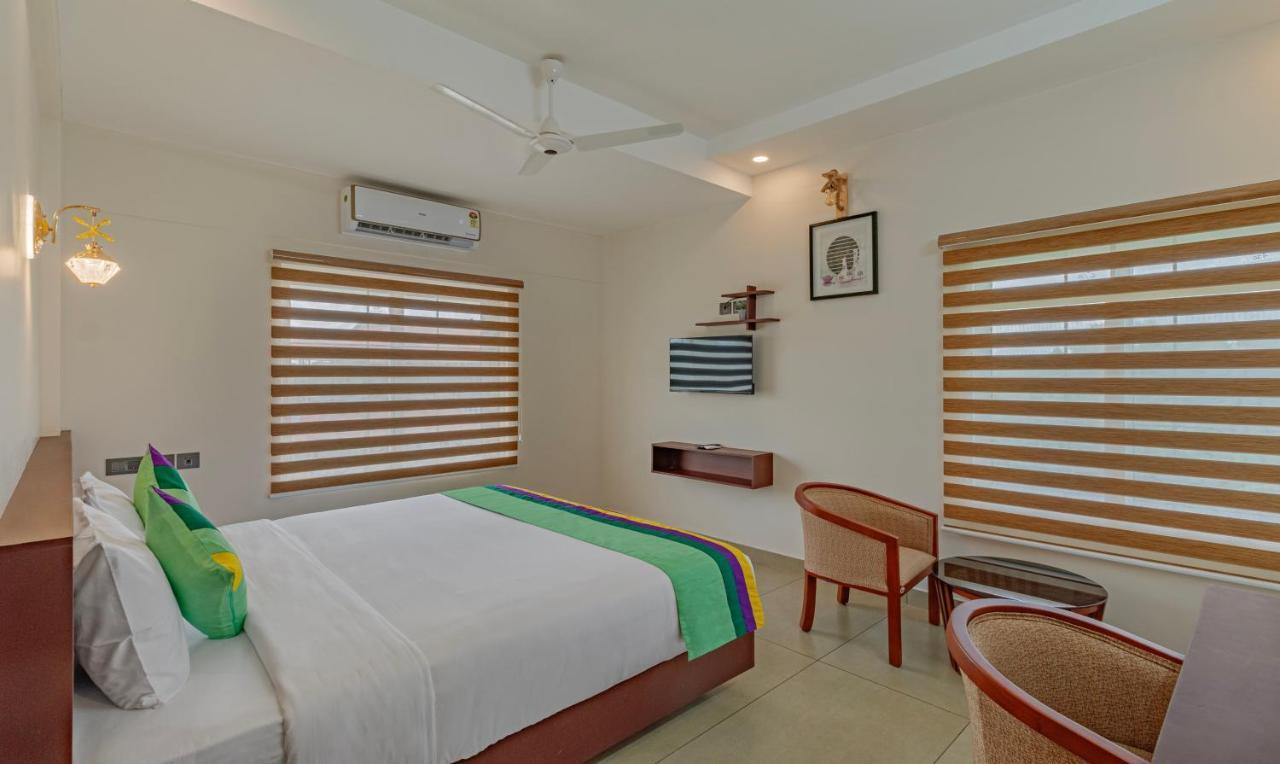 Hotel Treebo Amigos Residency Cochin Airport