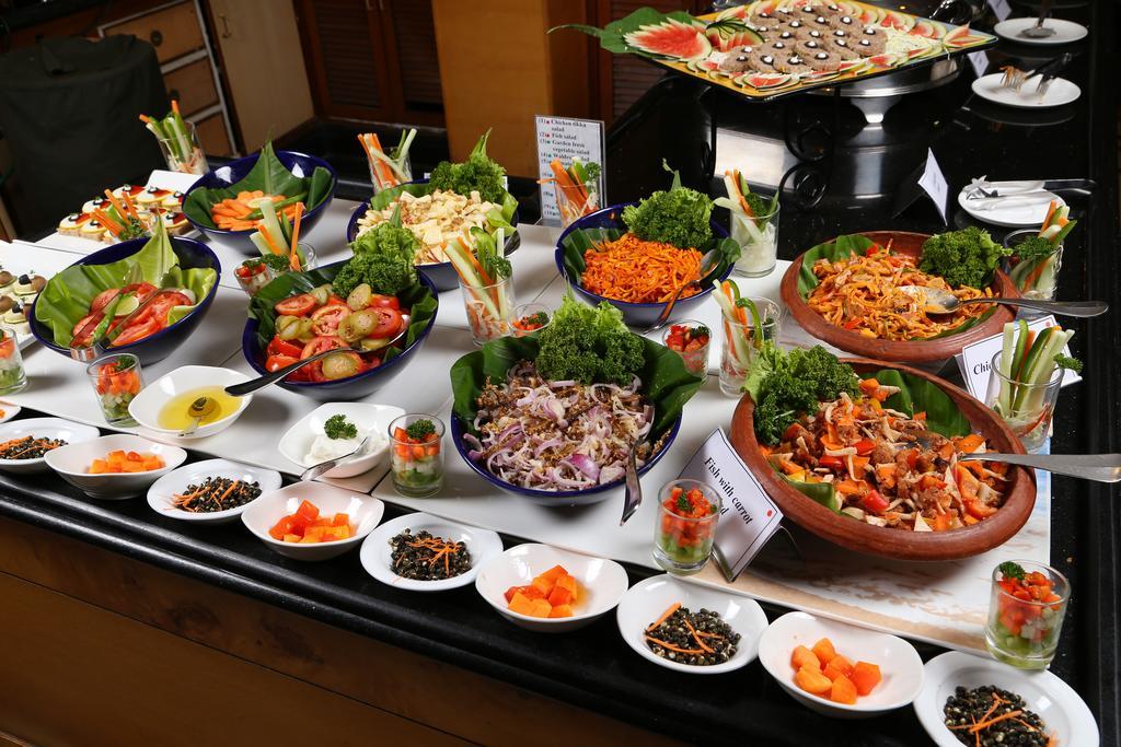 Gokulam Park & Convention Centre Hotel 3*