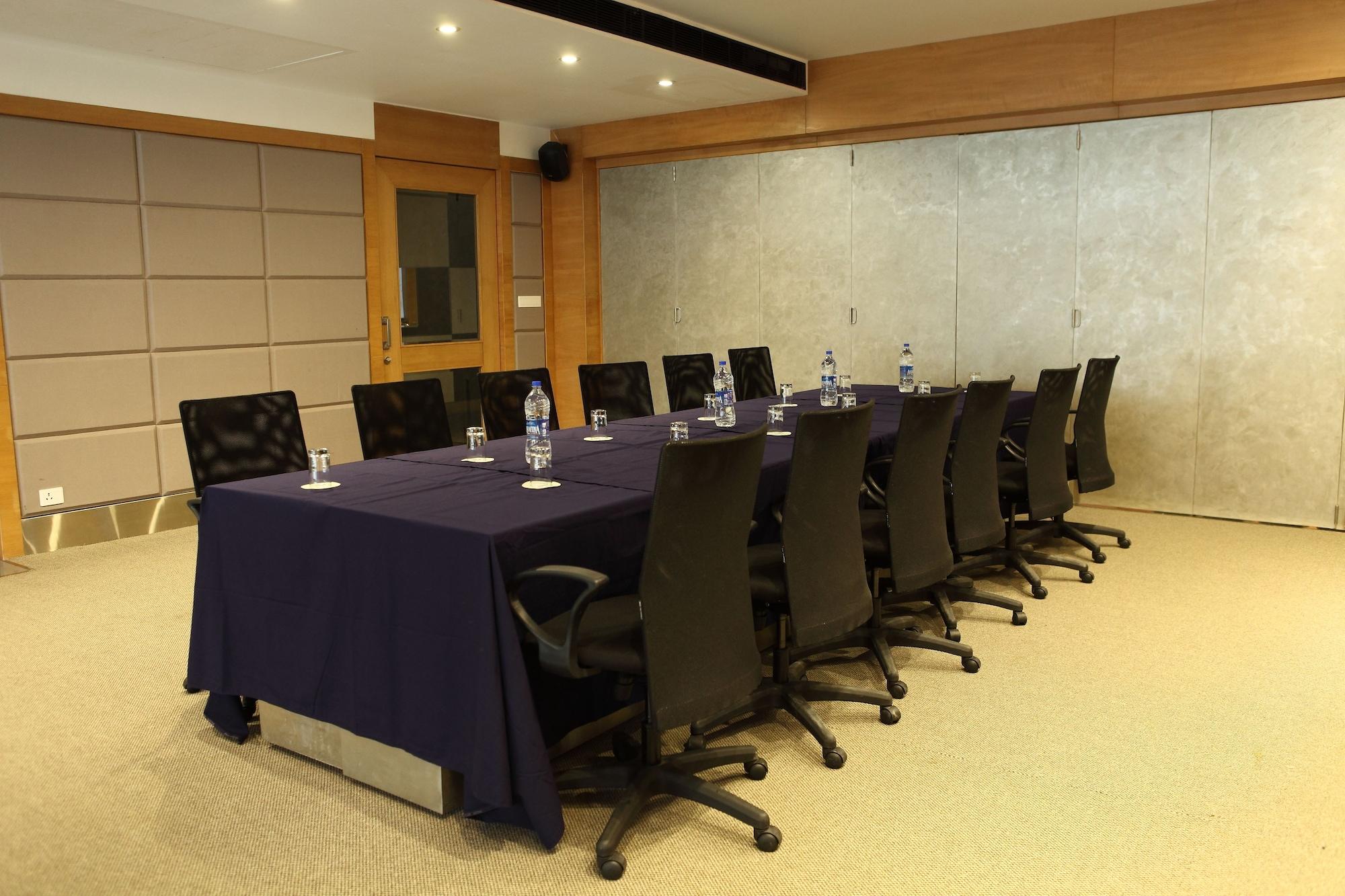 Hotel Ginger Mg Road 4*