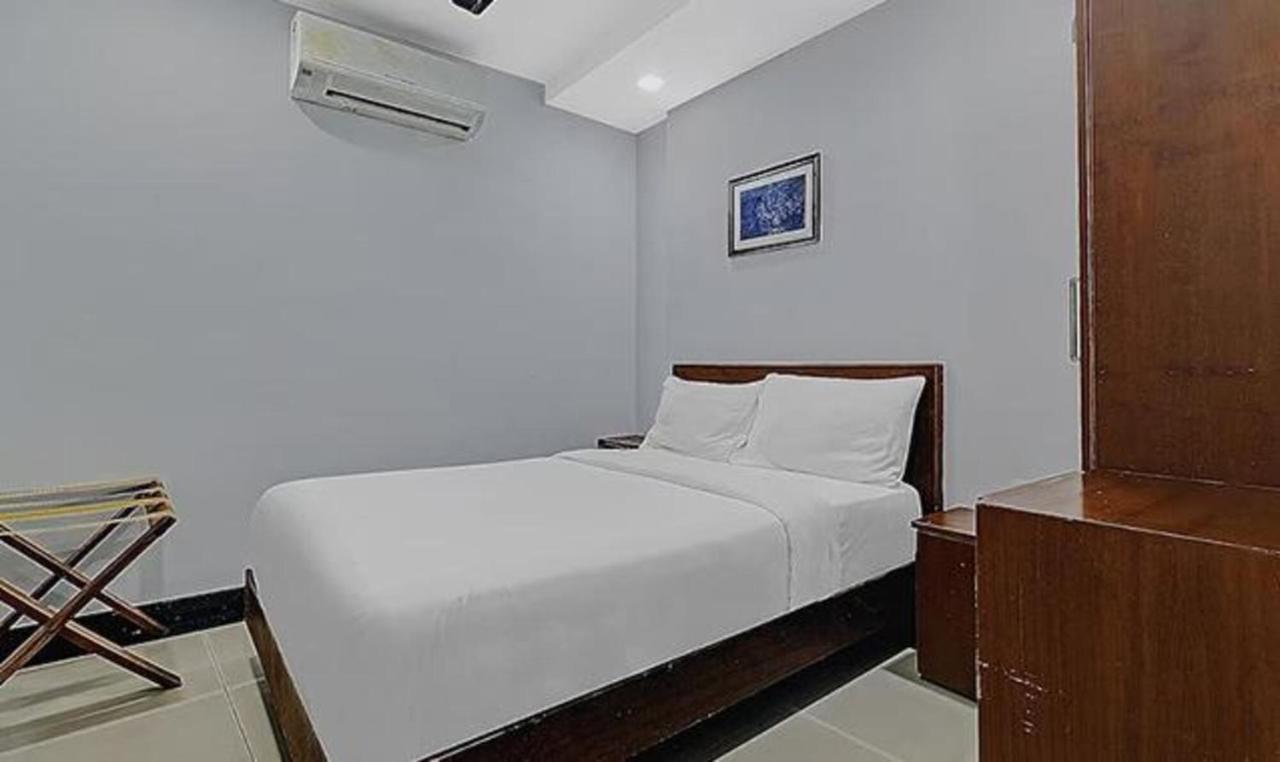 Hotel Fabhotel Pgs Kochi