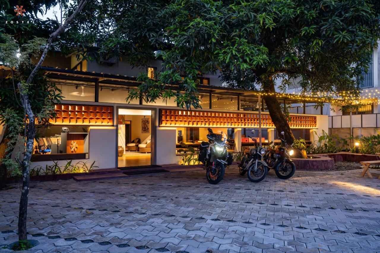 Hostel Zostel *