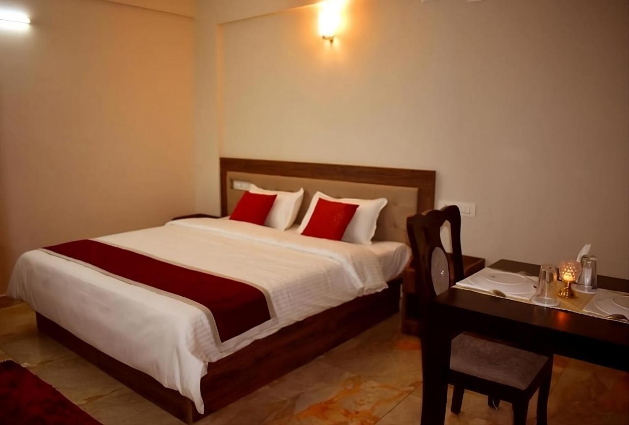 Hotel Oryx Homes