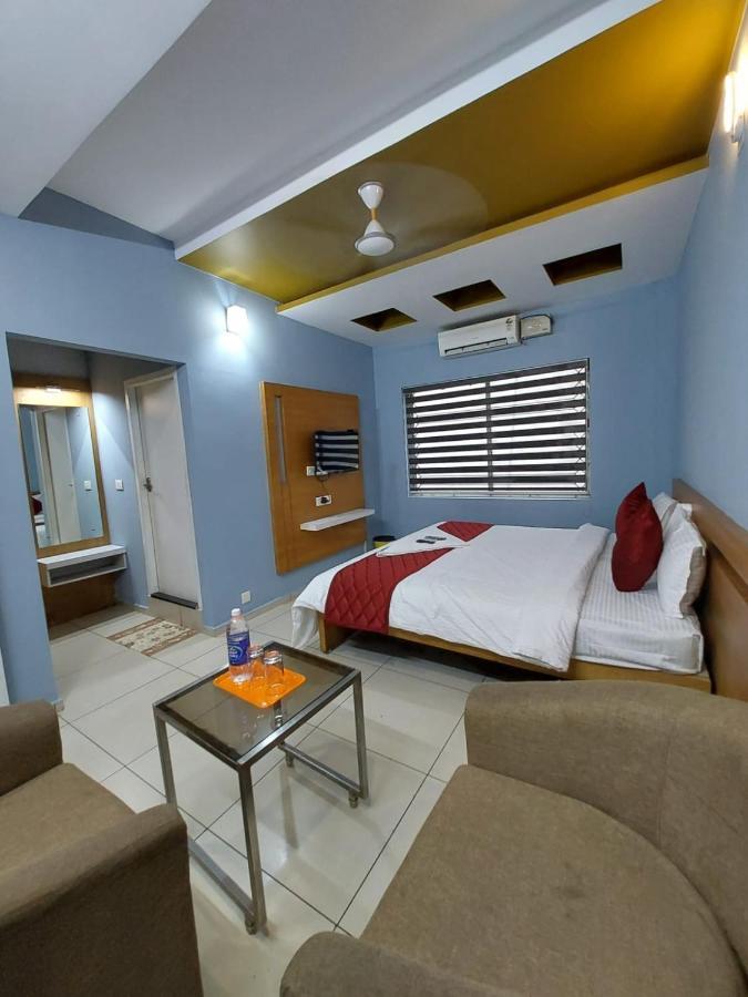 Sharp Hotel 2*