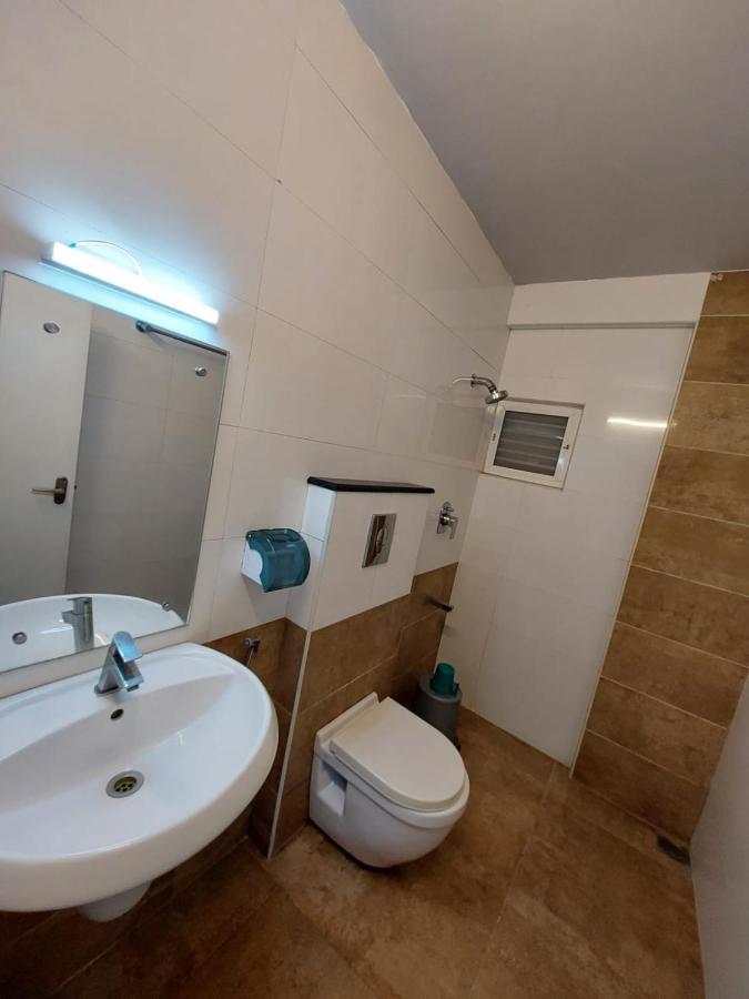 Sharp Hotel 2*