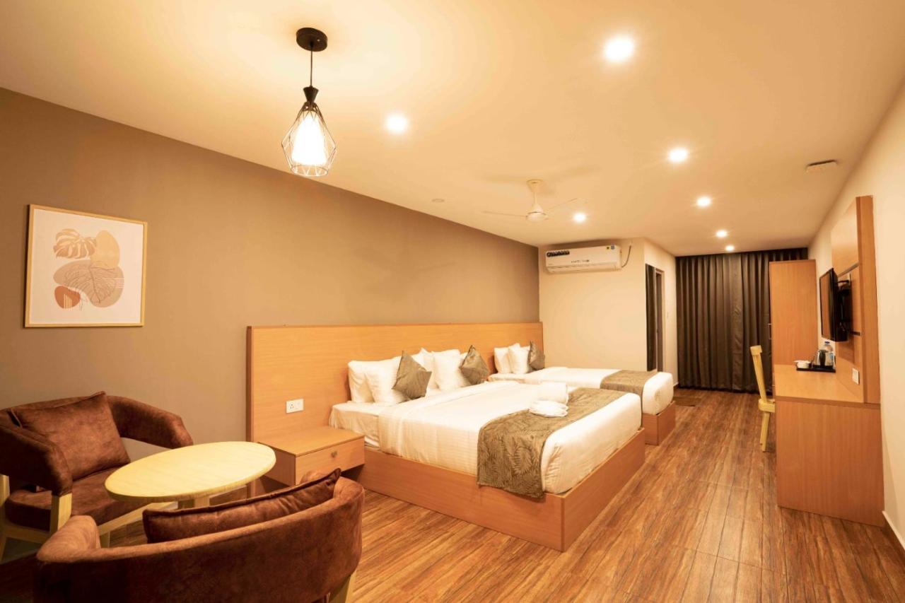 Hotel Address7