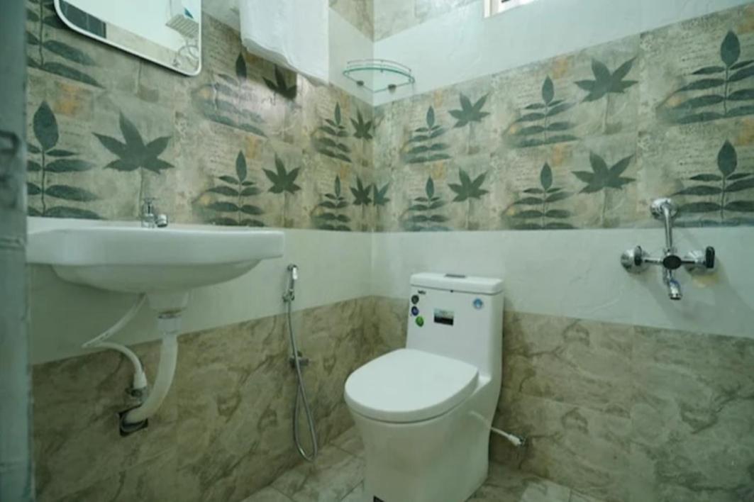 Full Moon Service Apartment *