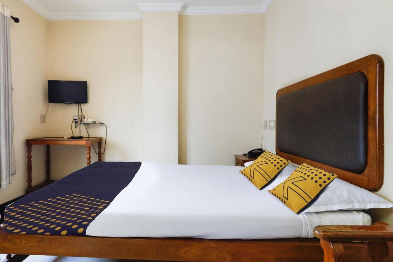 Spot On Sahari Hotel