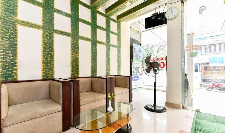 Metro Business Hotel