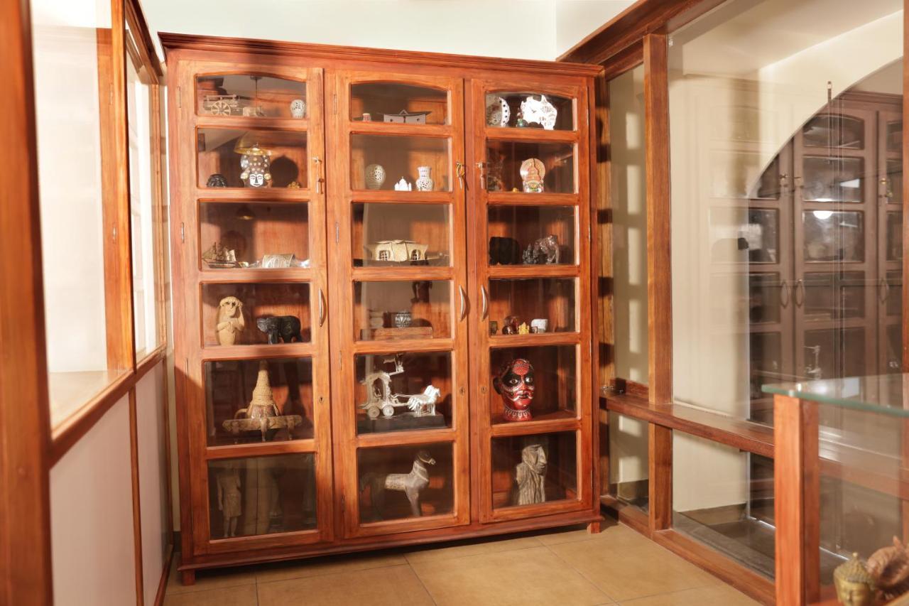 Dutch Manor Boutique Hotel Kochi