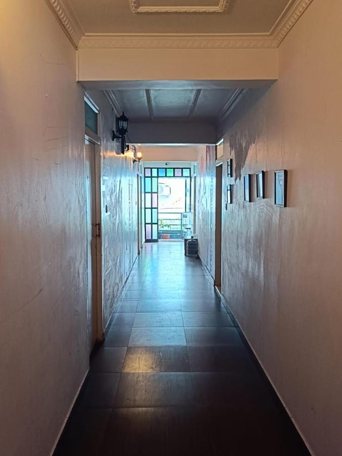 Hostel Xhostel *