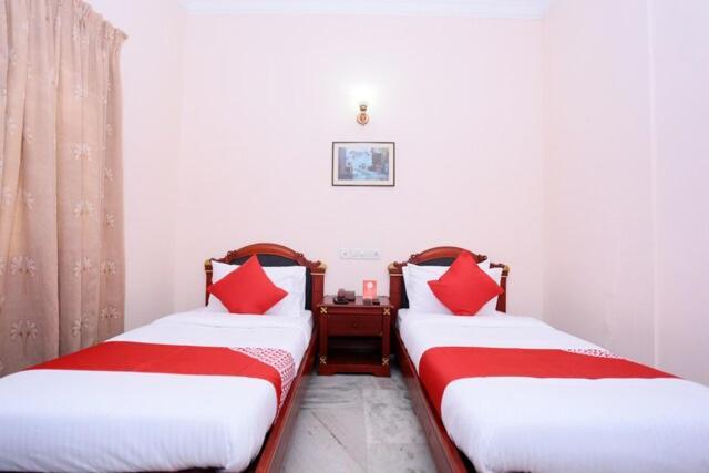 Karthika Residency Hotel 2*