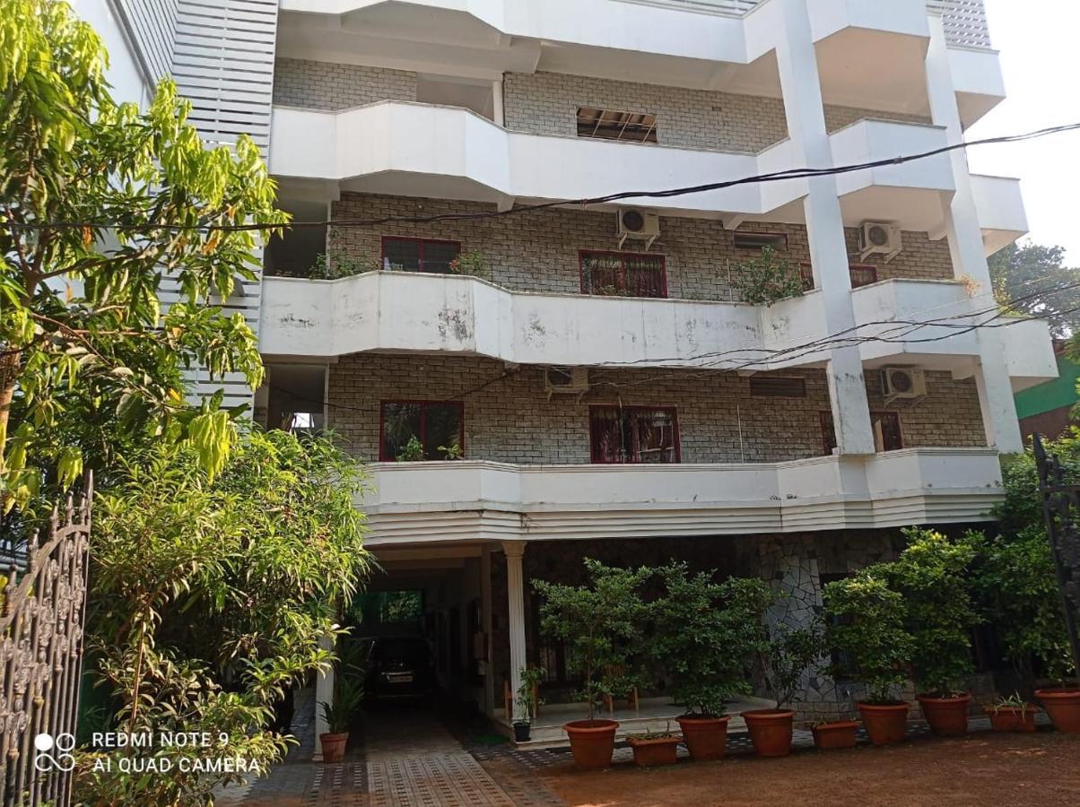 Heaven Gardens Hotel 2*