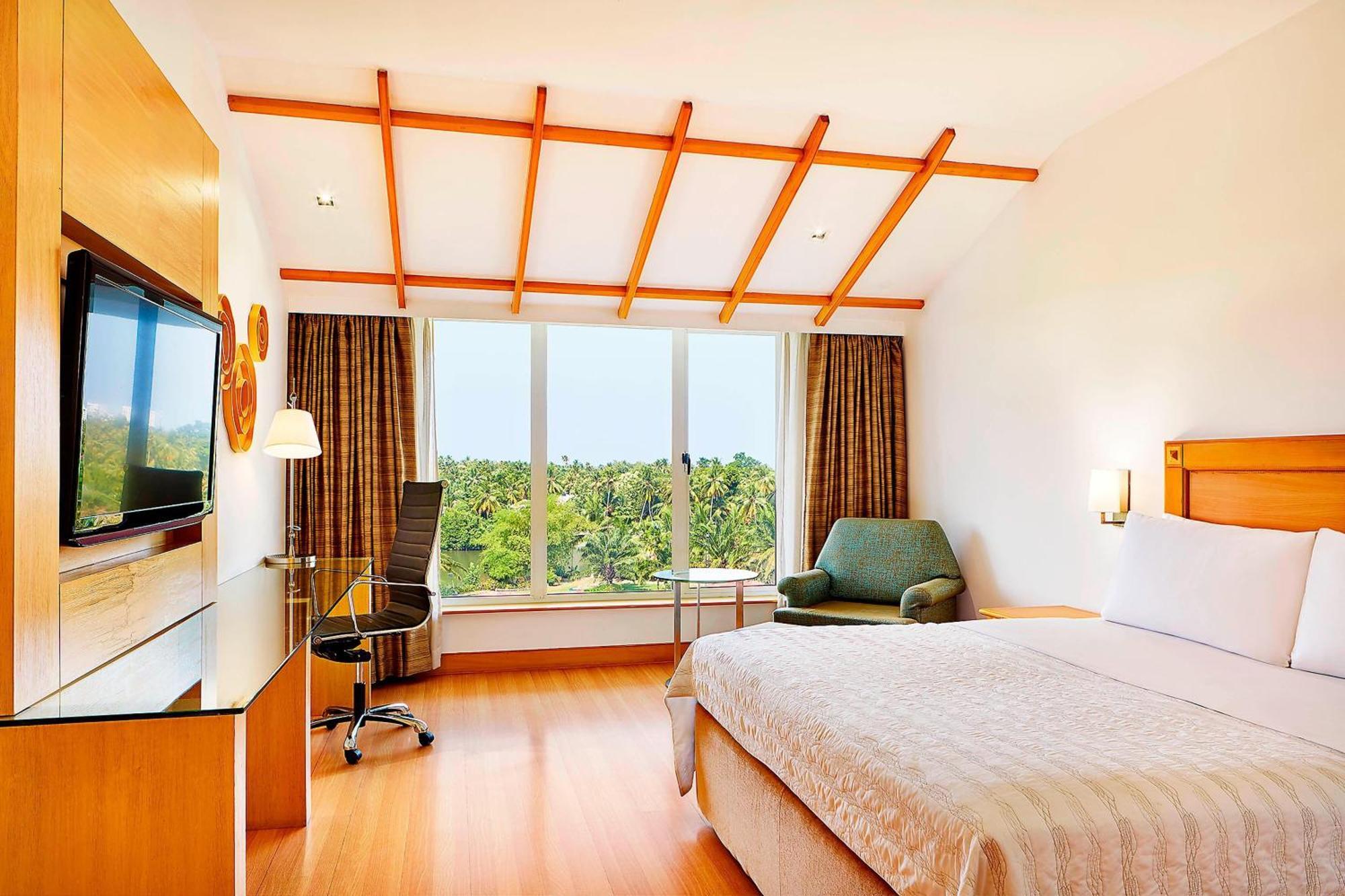 Le Meridien 5*