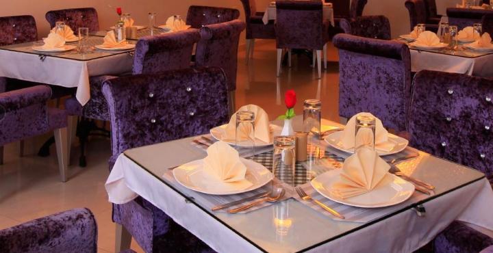 Super Townhouse Malabar Illam Hotel
