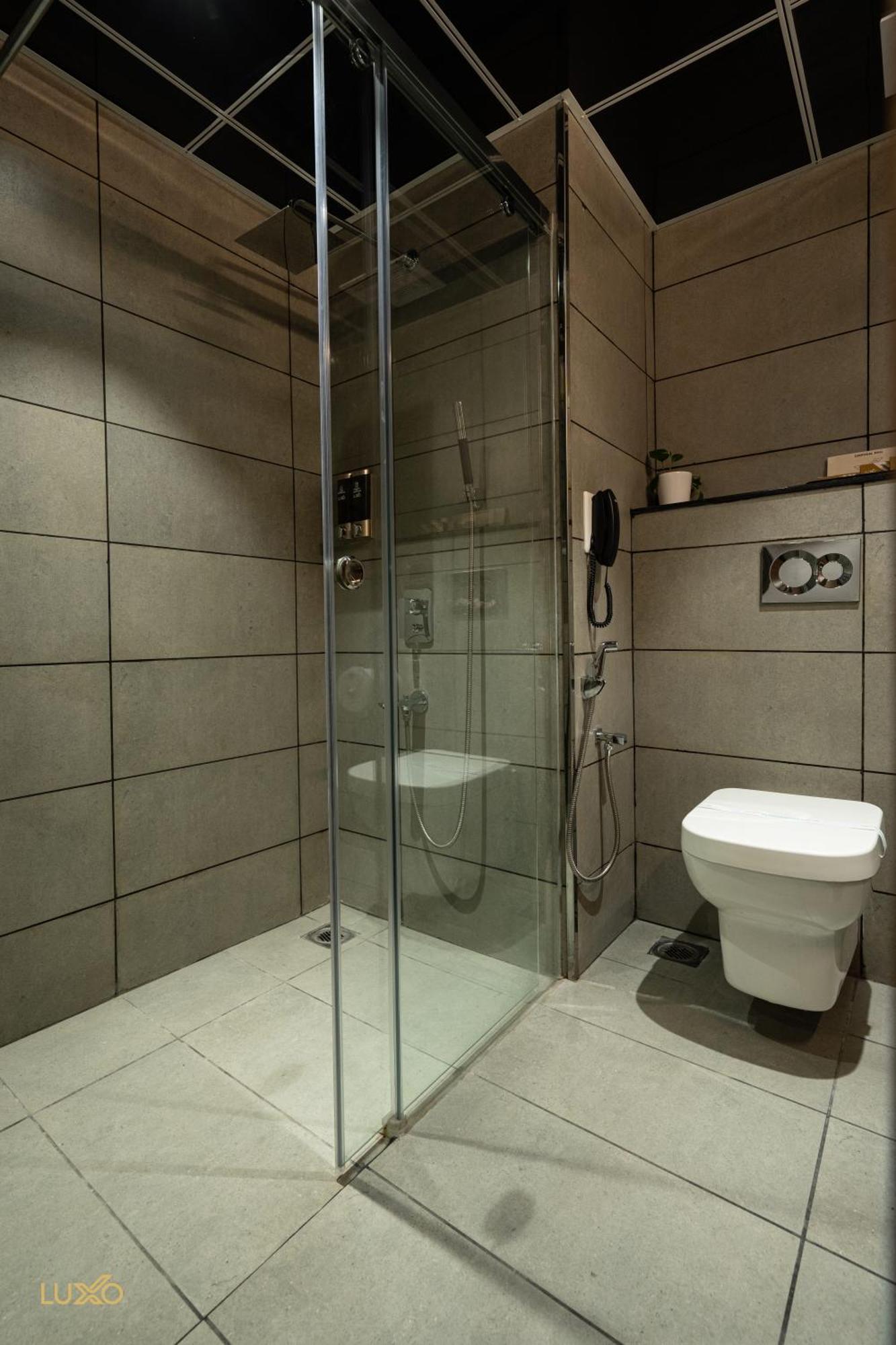 Luxo 4* Kochi