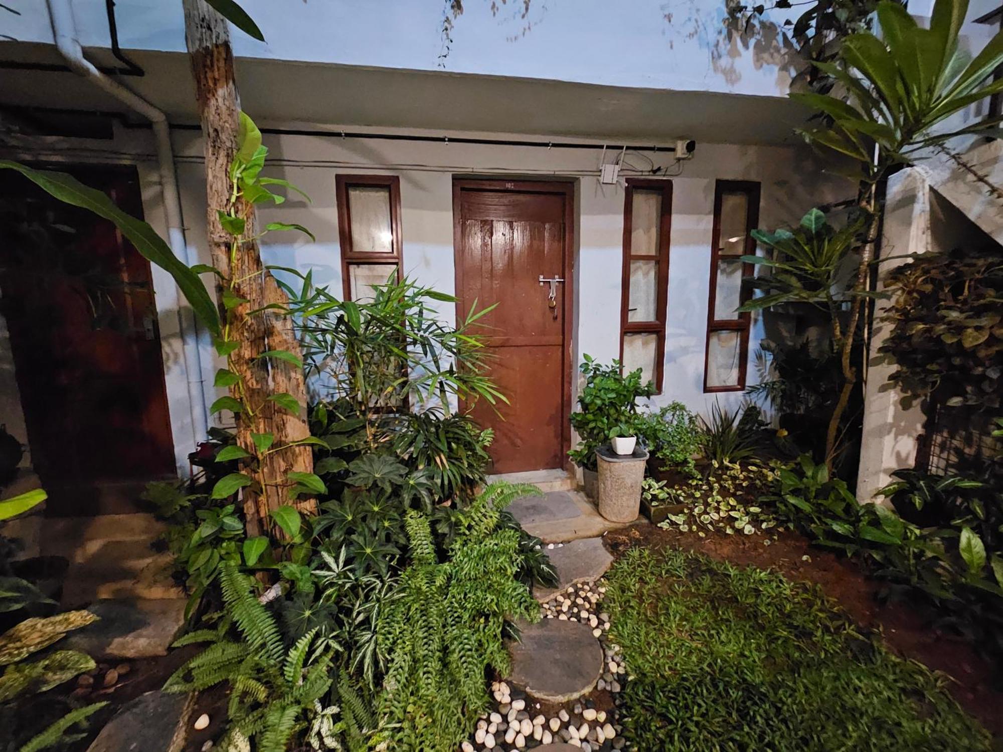 Idha Artists' Gallery - With Art Homestay Kochi
