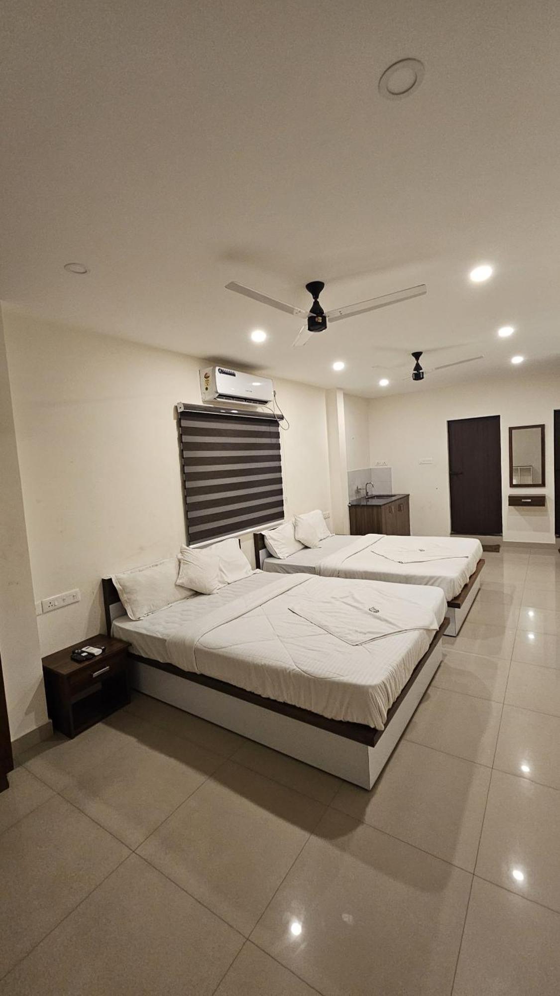 Hotel Heres Residency