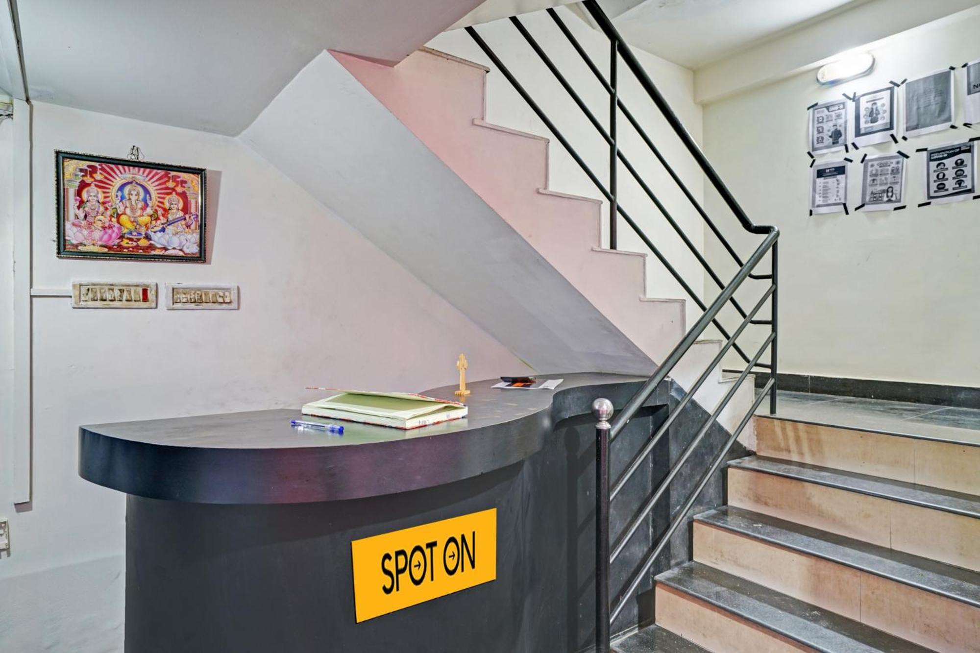 Hotel Oyo Lala Kochi