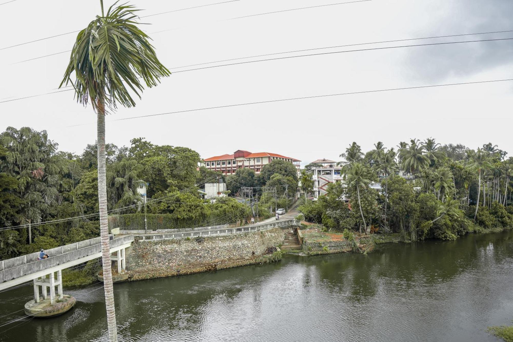 Hotel Lets Kochi