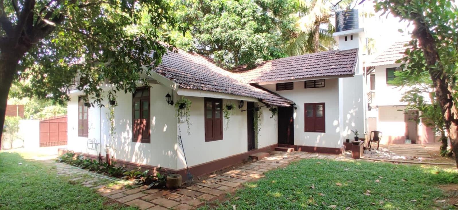 Bed & Breakfast Lannister Kochi