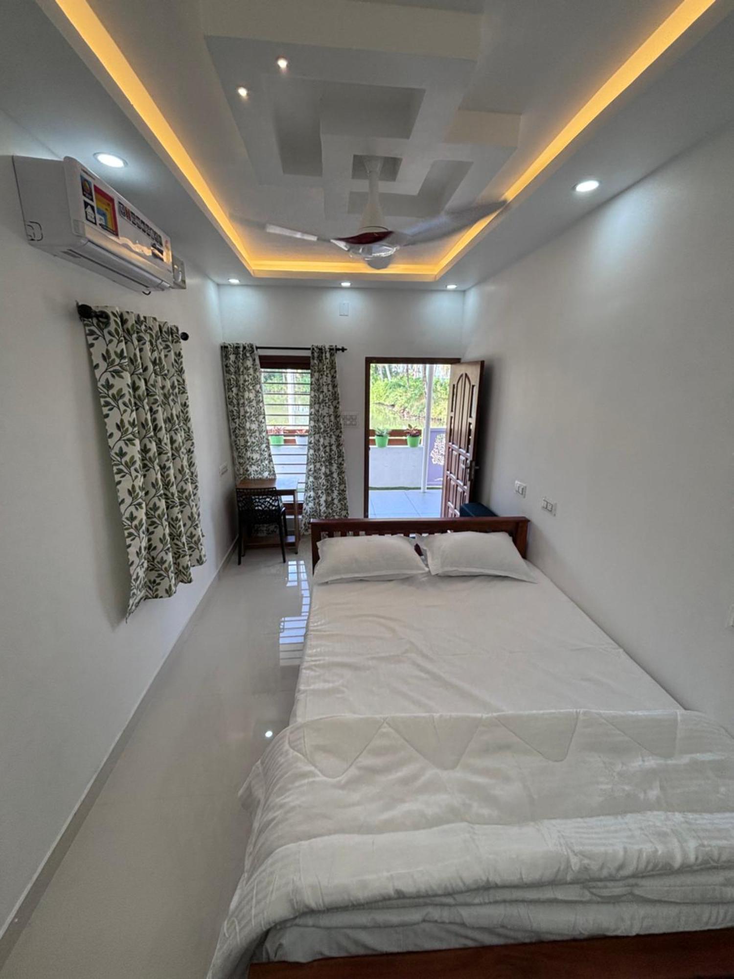 Mali Kochi