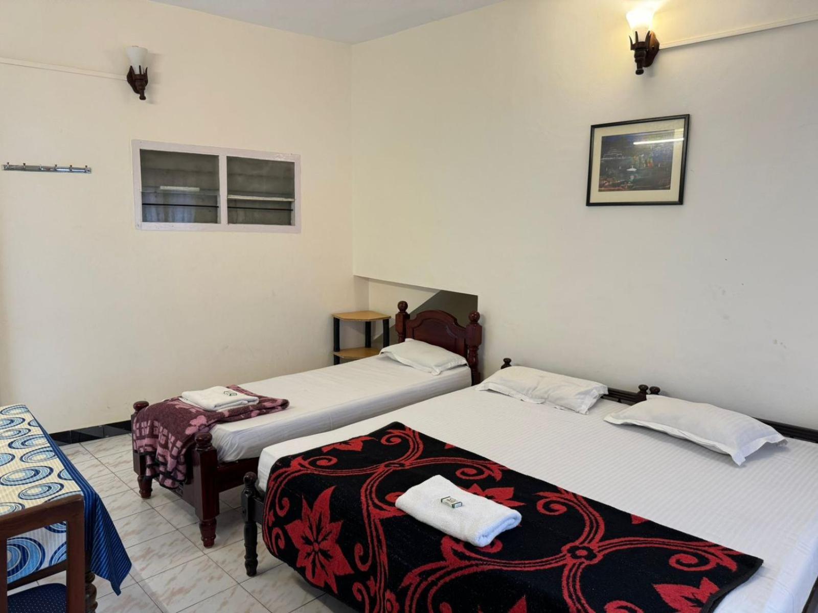 Aambal Residency Lodge *