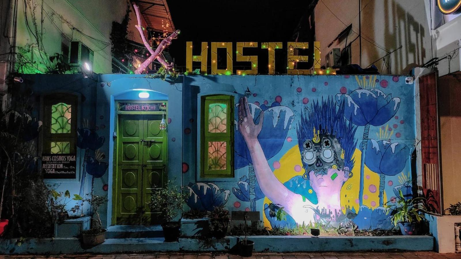 Xhostel