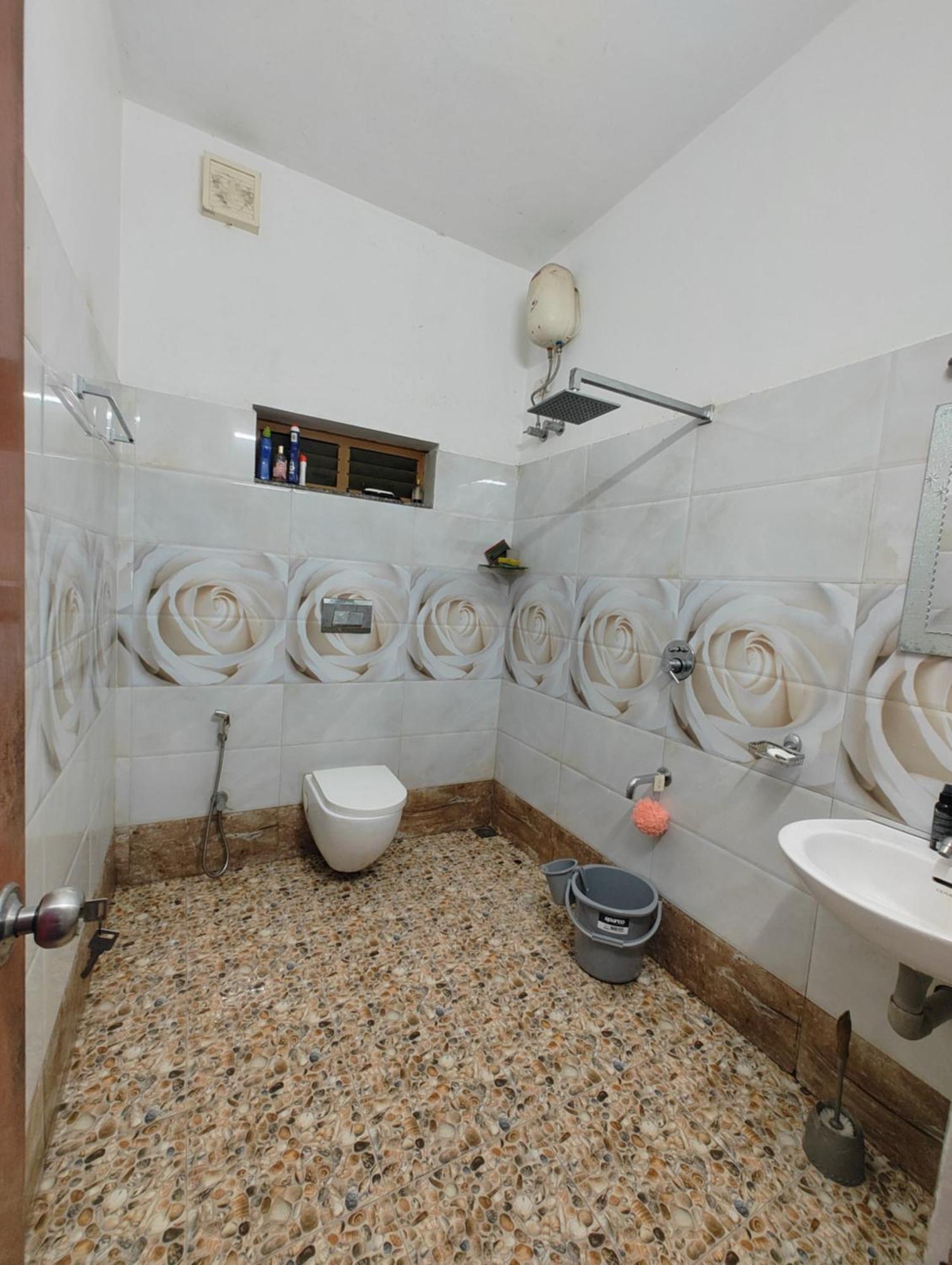 Joby Homestay Kadamakudy Kochi