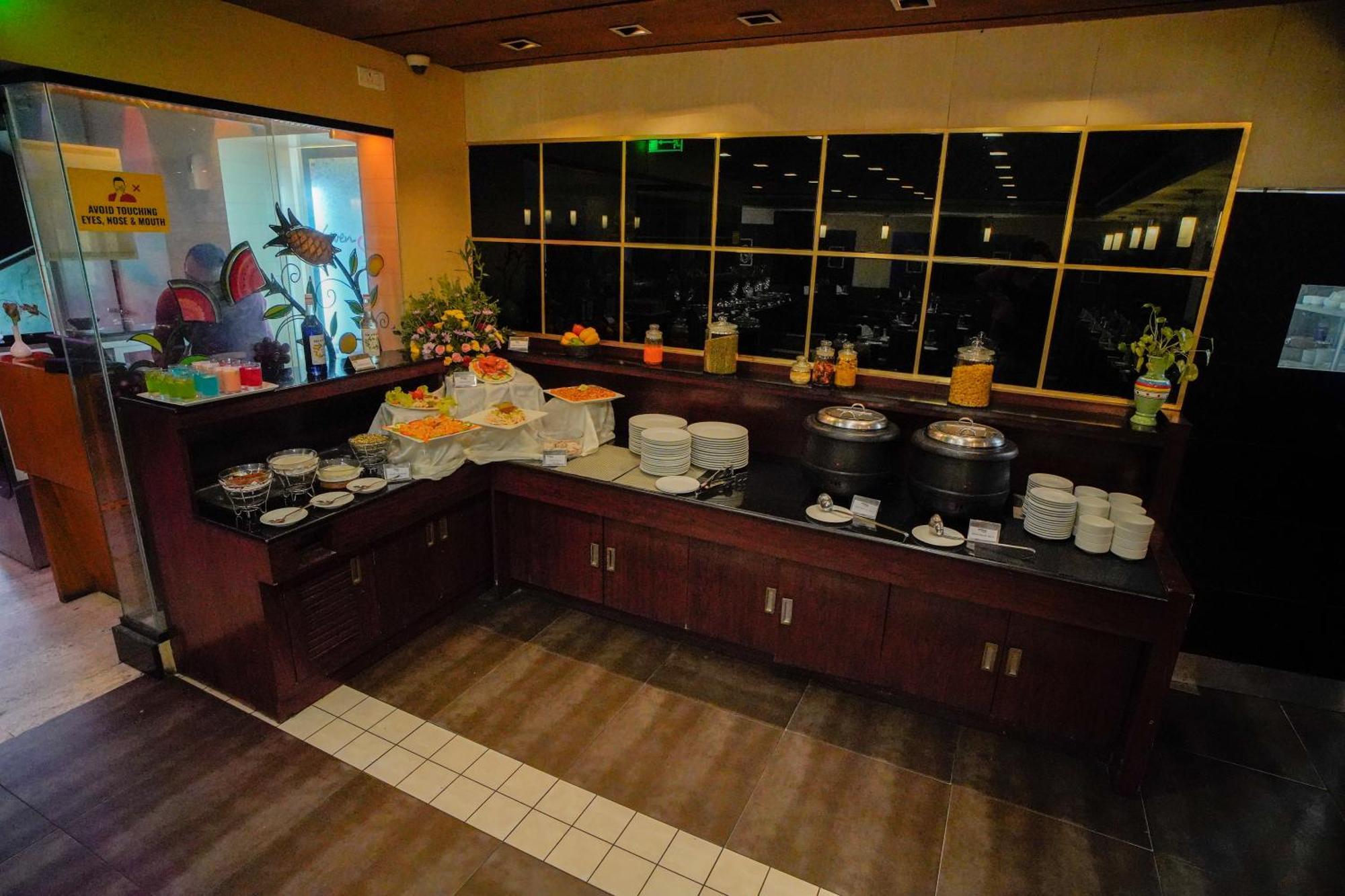 Hotel Olive Eva Kochi