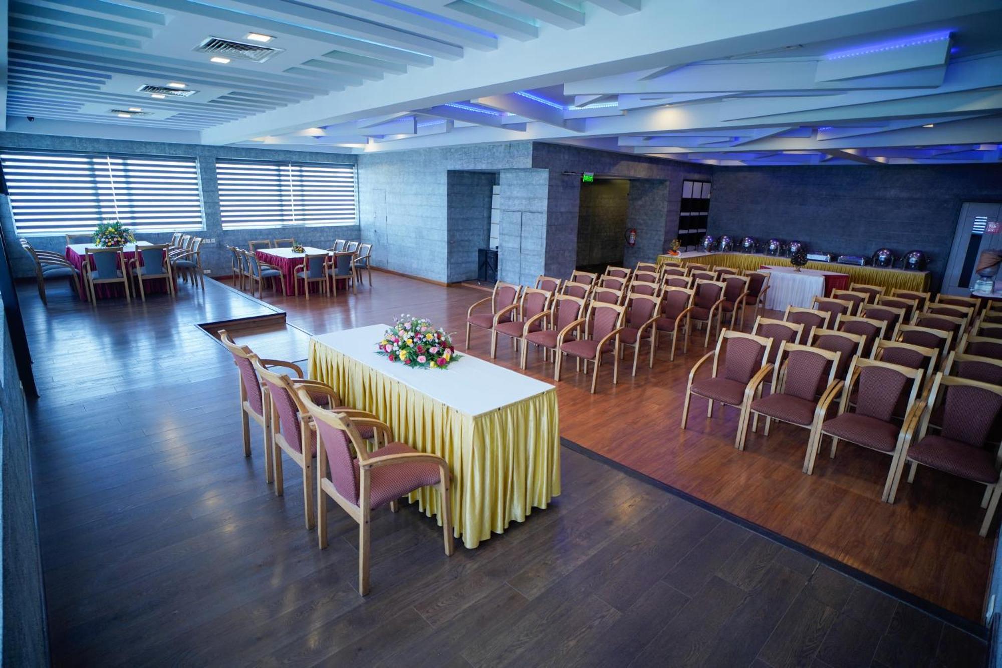 Hotel Olive Eva Kochi