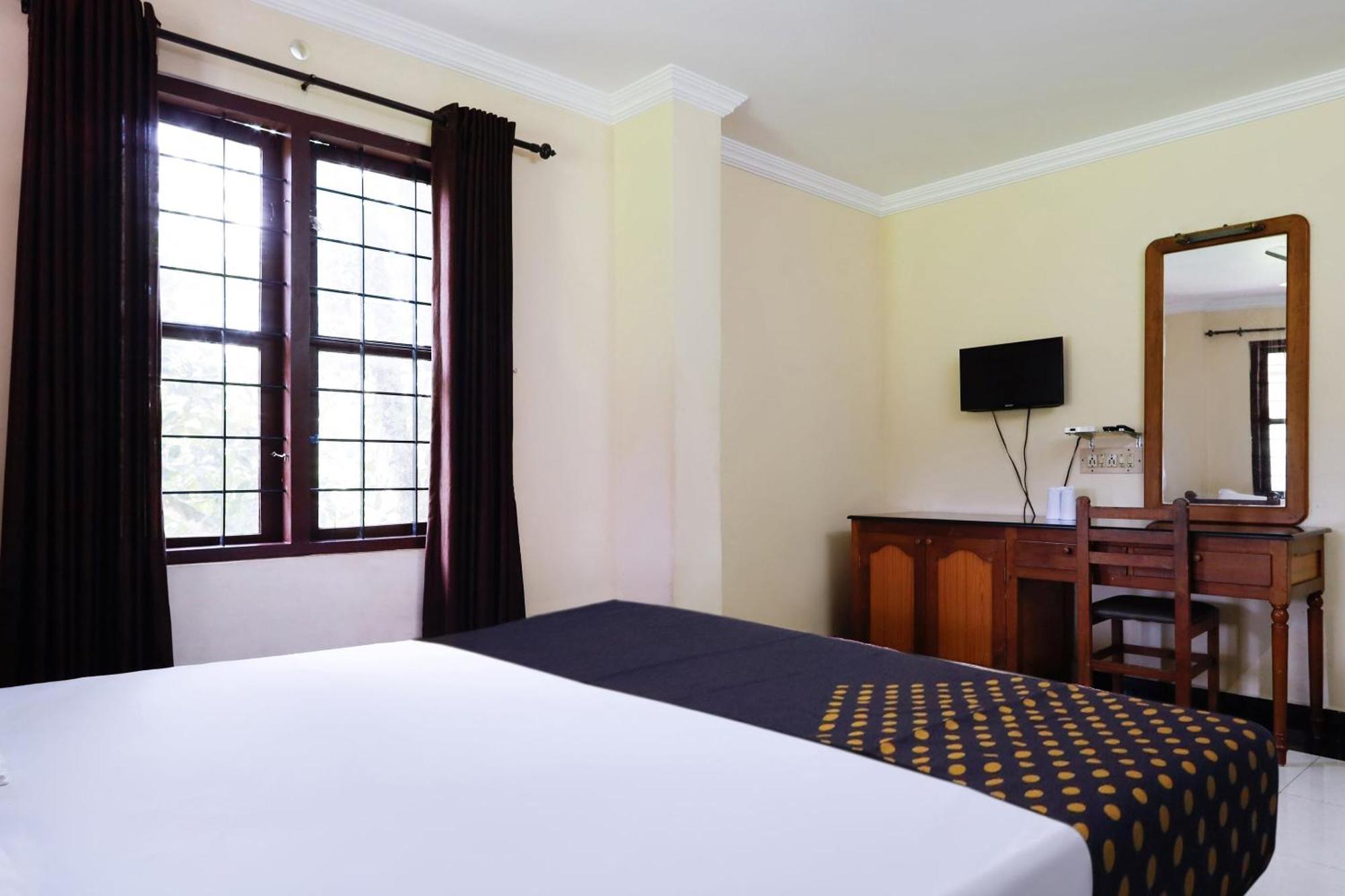 Spot On Sahari Hotel