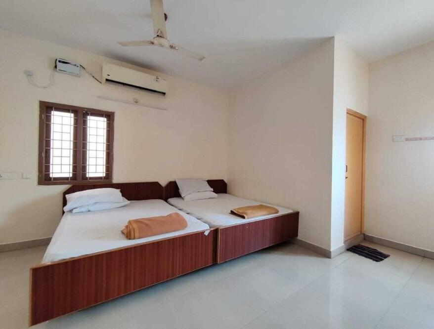 Oyo Lala Hotel
