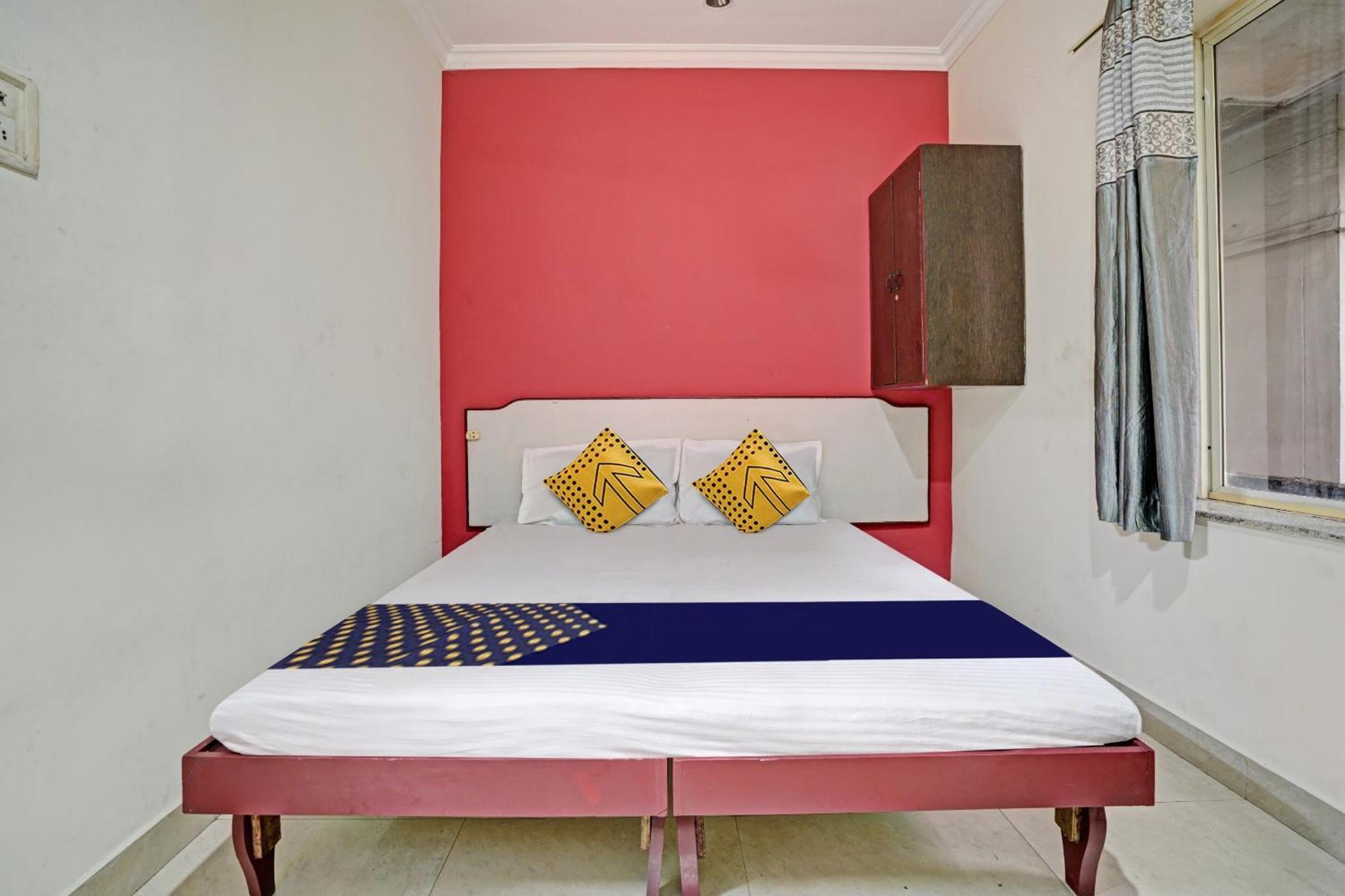 Hotel Oyo Lala 3*