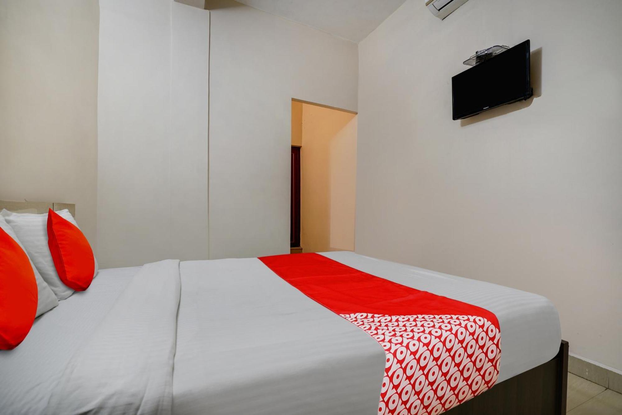 Hotel Oyo Flagship Arrows Tourist