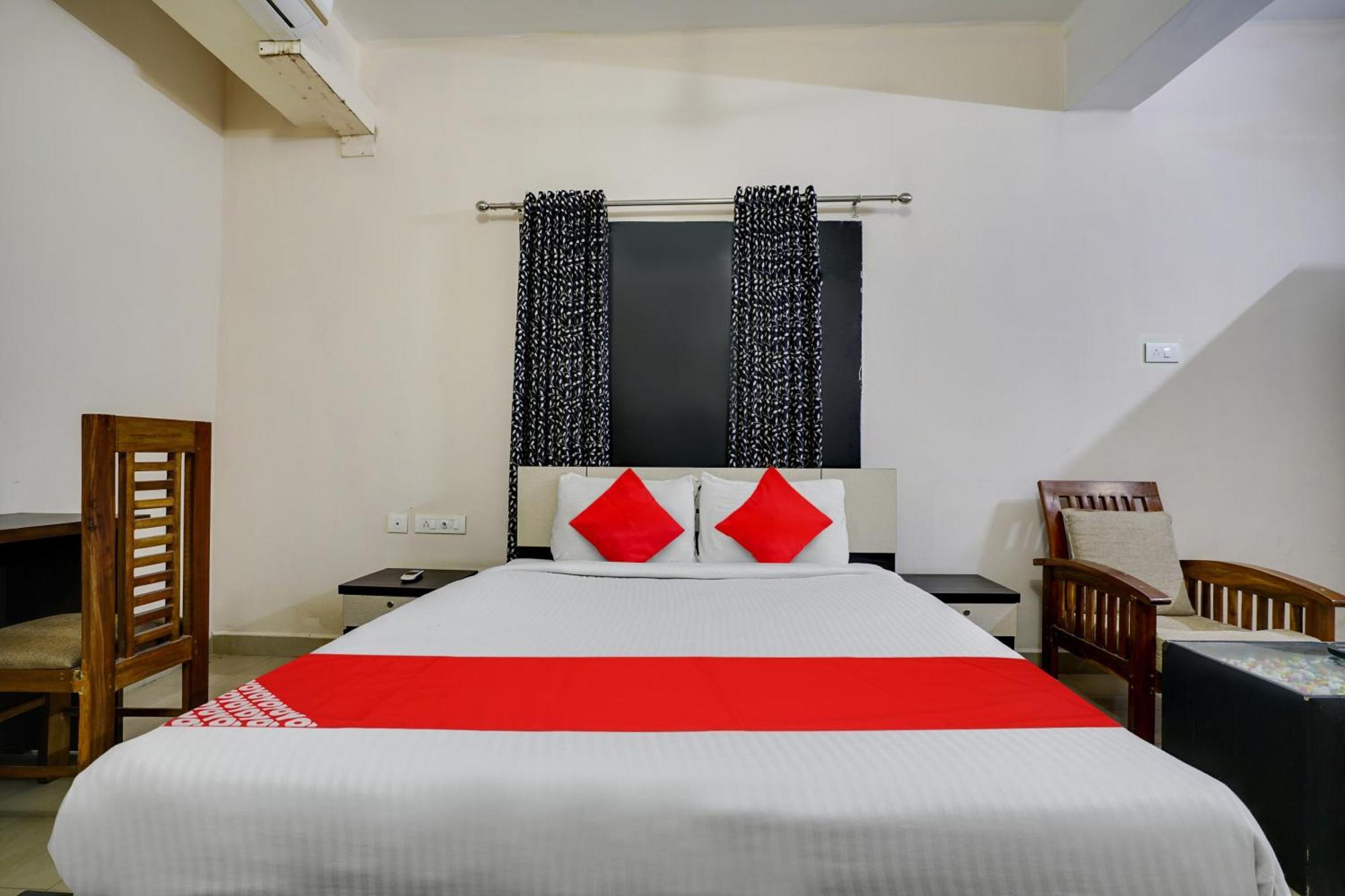 Oyo Flagship Arrows Tourist Hotel Kochi