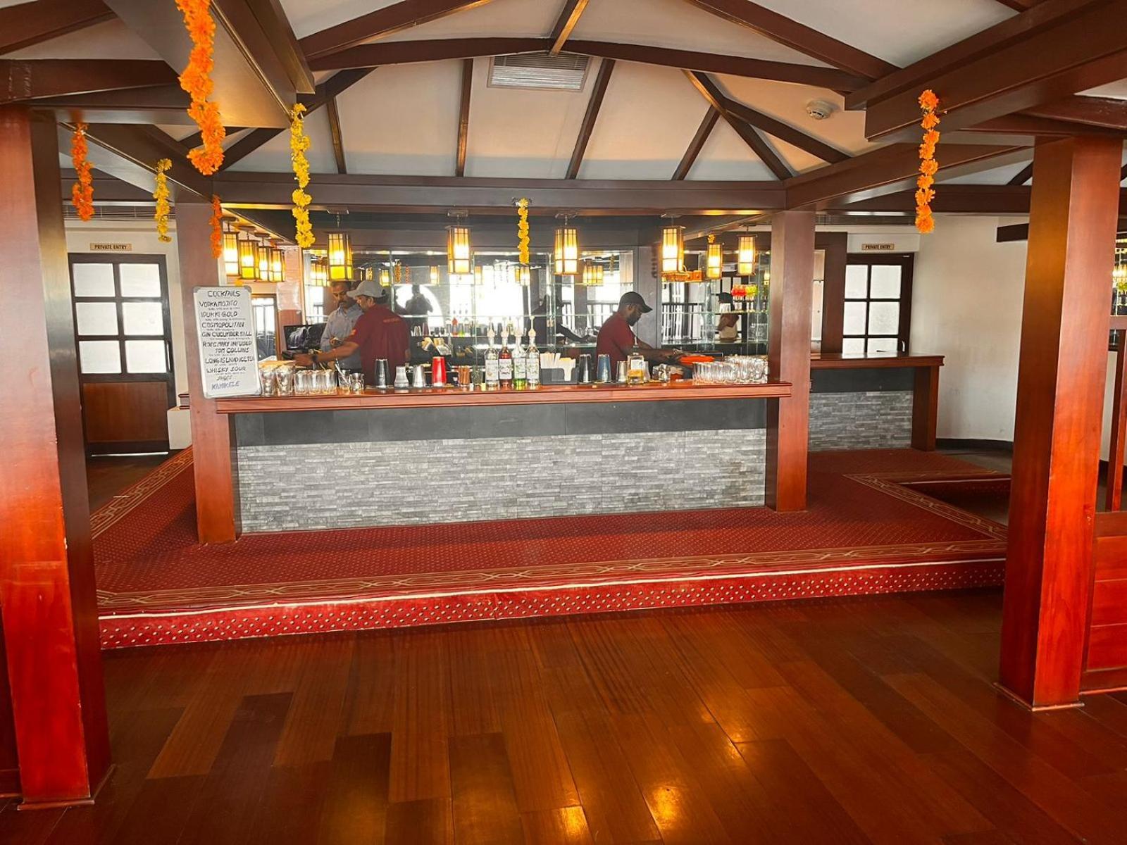Hotel Presidency Centre 4*