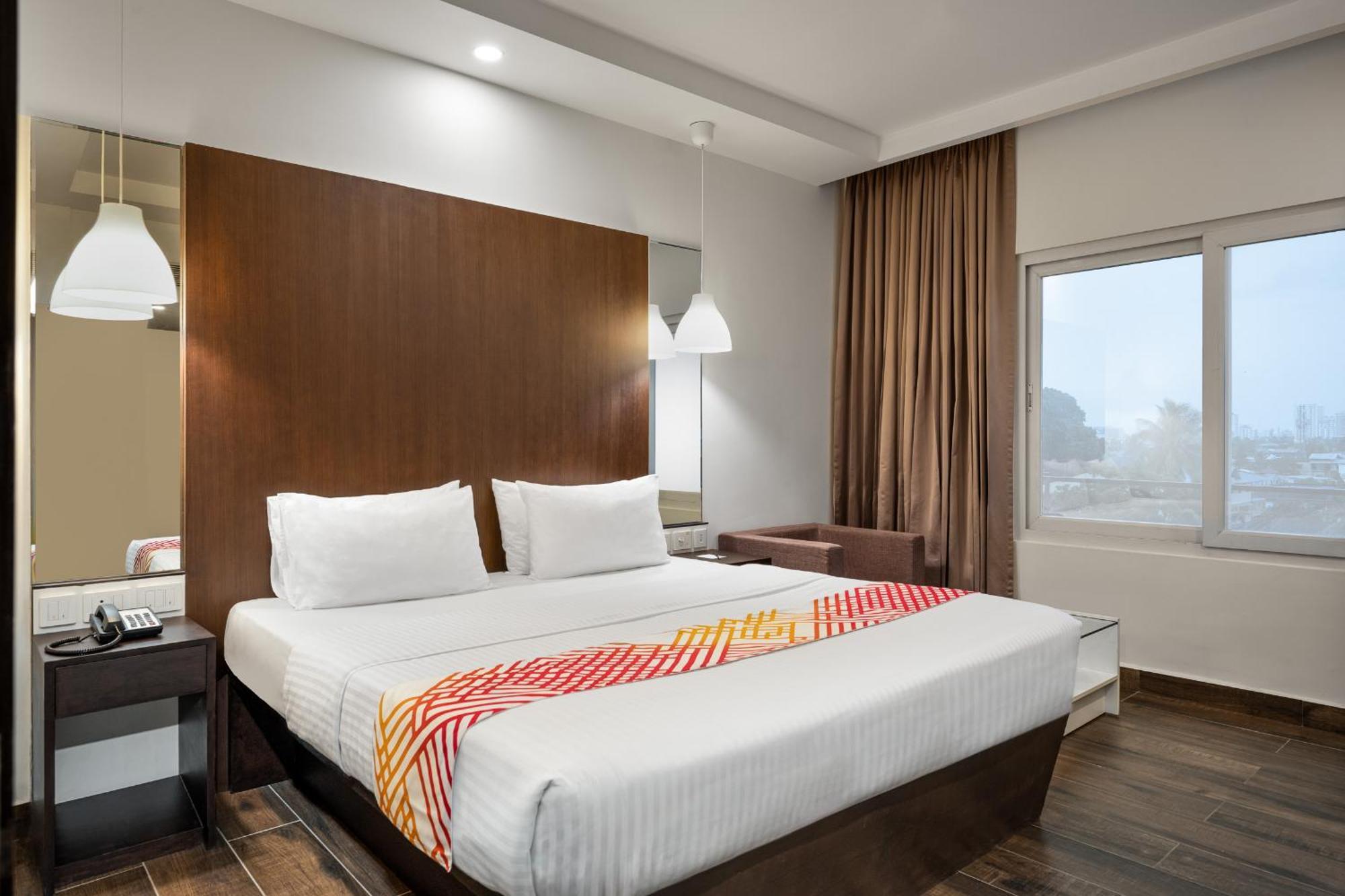 Ginger Mg Road Hotel Kochi